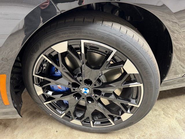 Used 2026 BMW M235i xDrive w/ Technology Package AWD/4WD image 28