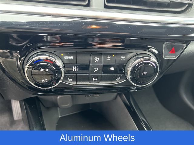 Certified 2025 Chevrolet Trax RS w/ Driver Confidence Package image 20