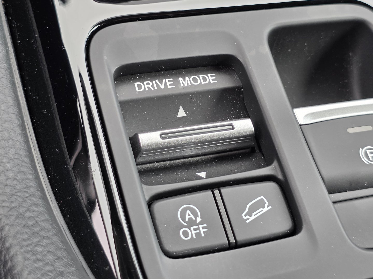 Certified 2025 Honda Pilot EX-L image 28