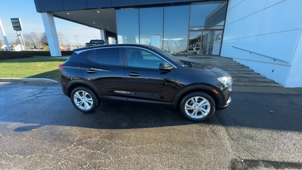 Certified 2022 Buick Encore GX Preferred w/ Cold Weather Comfort Package image 9