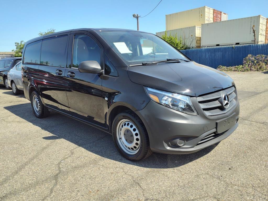 Used 2019 Mercedes-Benz Metris Passenger image 1