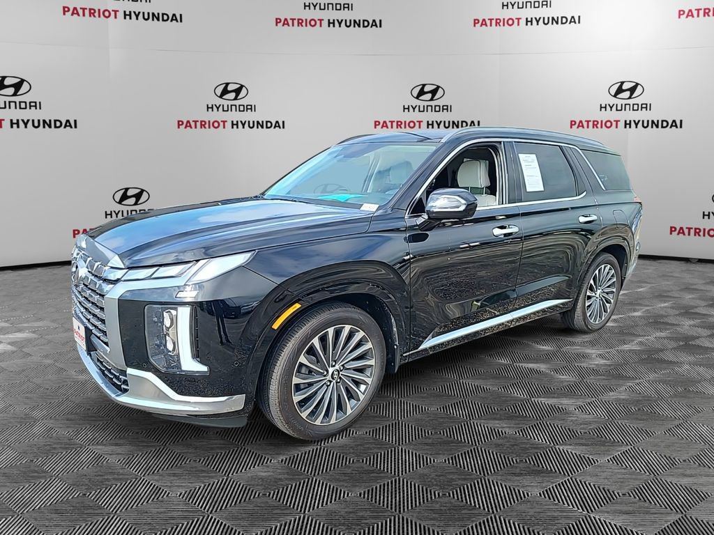 Used 2024 Hyundai Palisade Calligraphy image 32