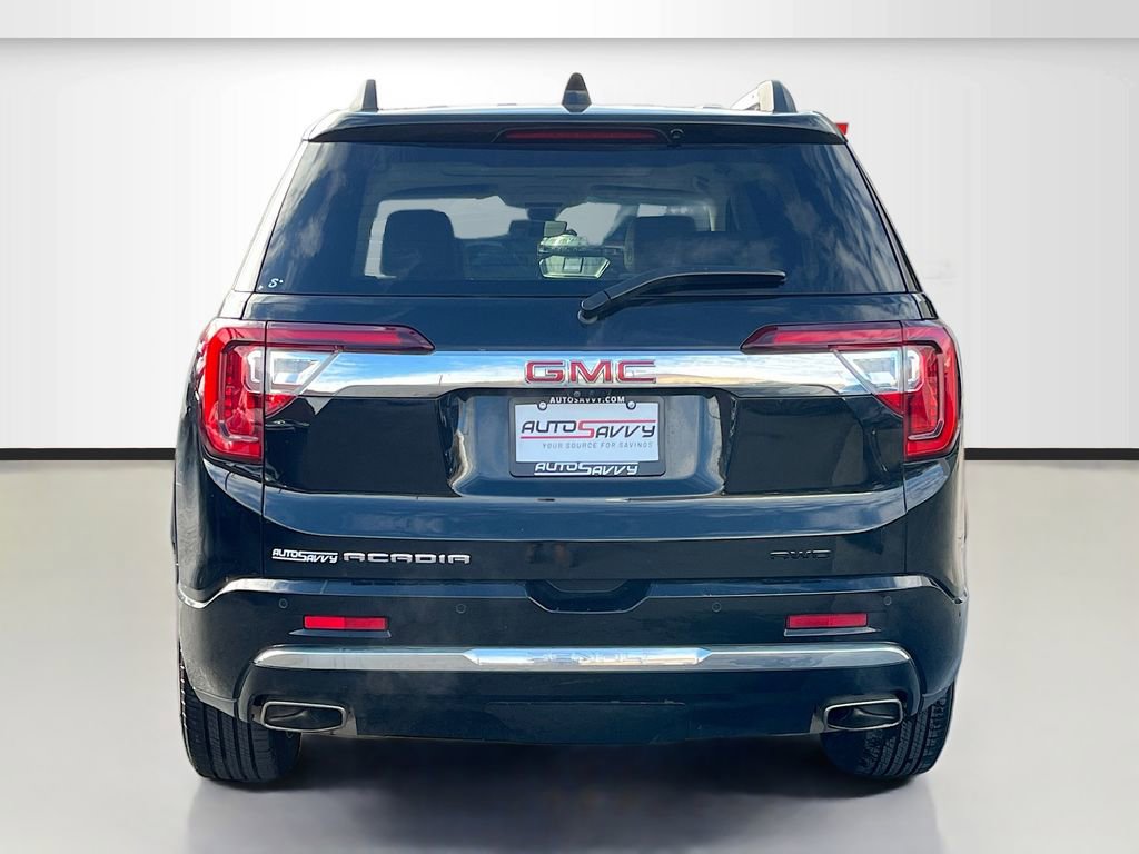 Used 2023 GMC Acadia Denali w/ Black Diamond Edition image 6