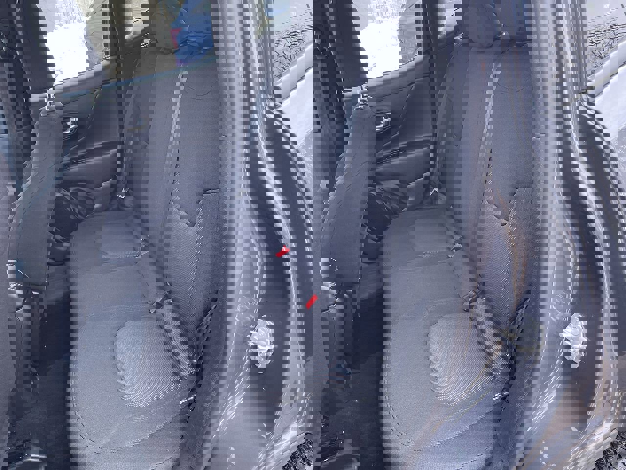 Used 2023 Jeep Renegade Latitude image 20