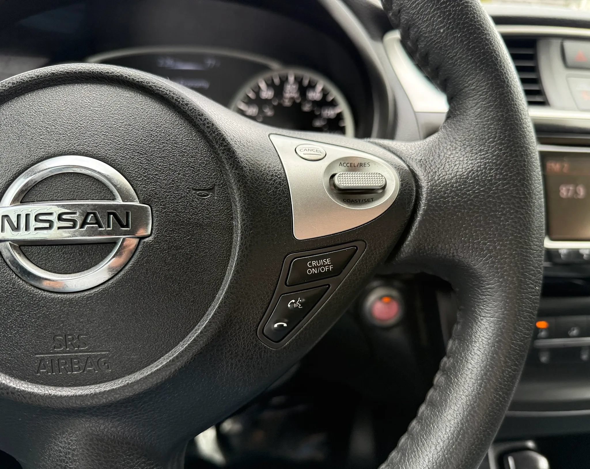 Used 2017 Nissan Sentra SV FWD image 14