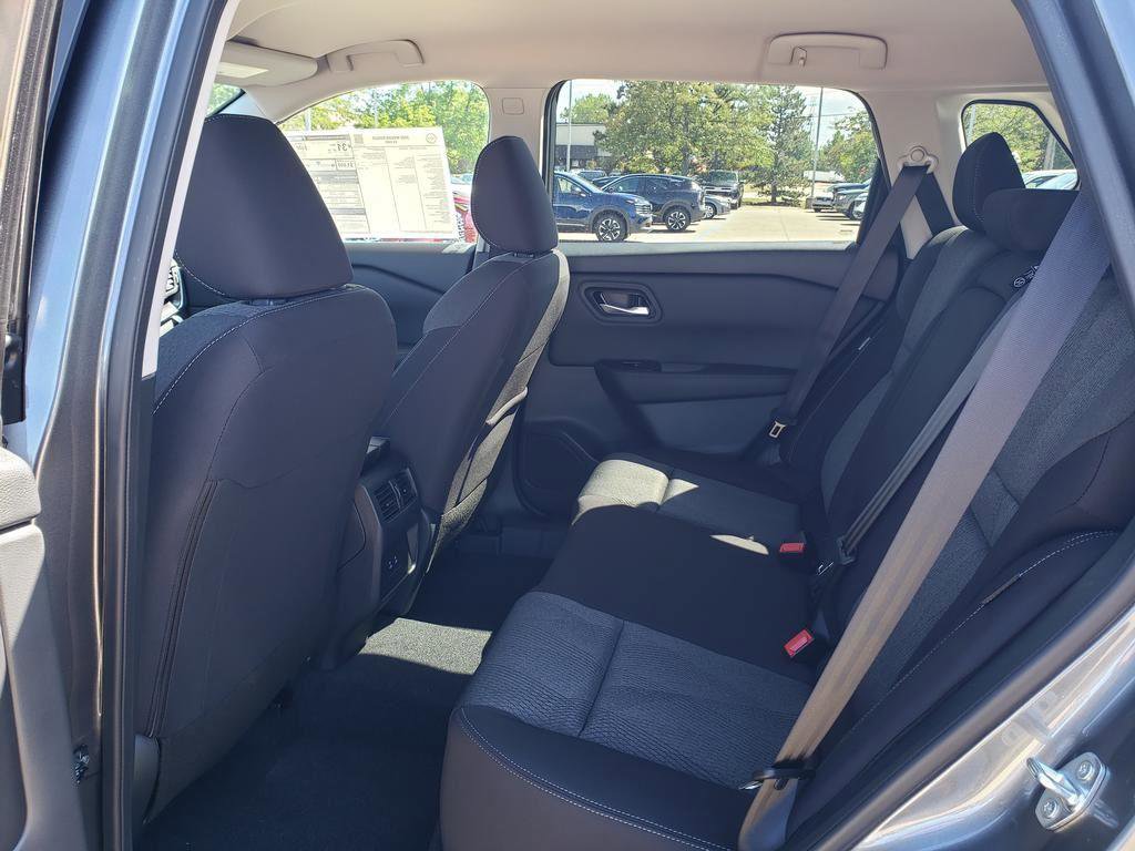 New 2026 Nissan Rogue SV image 8