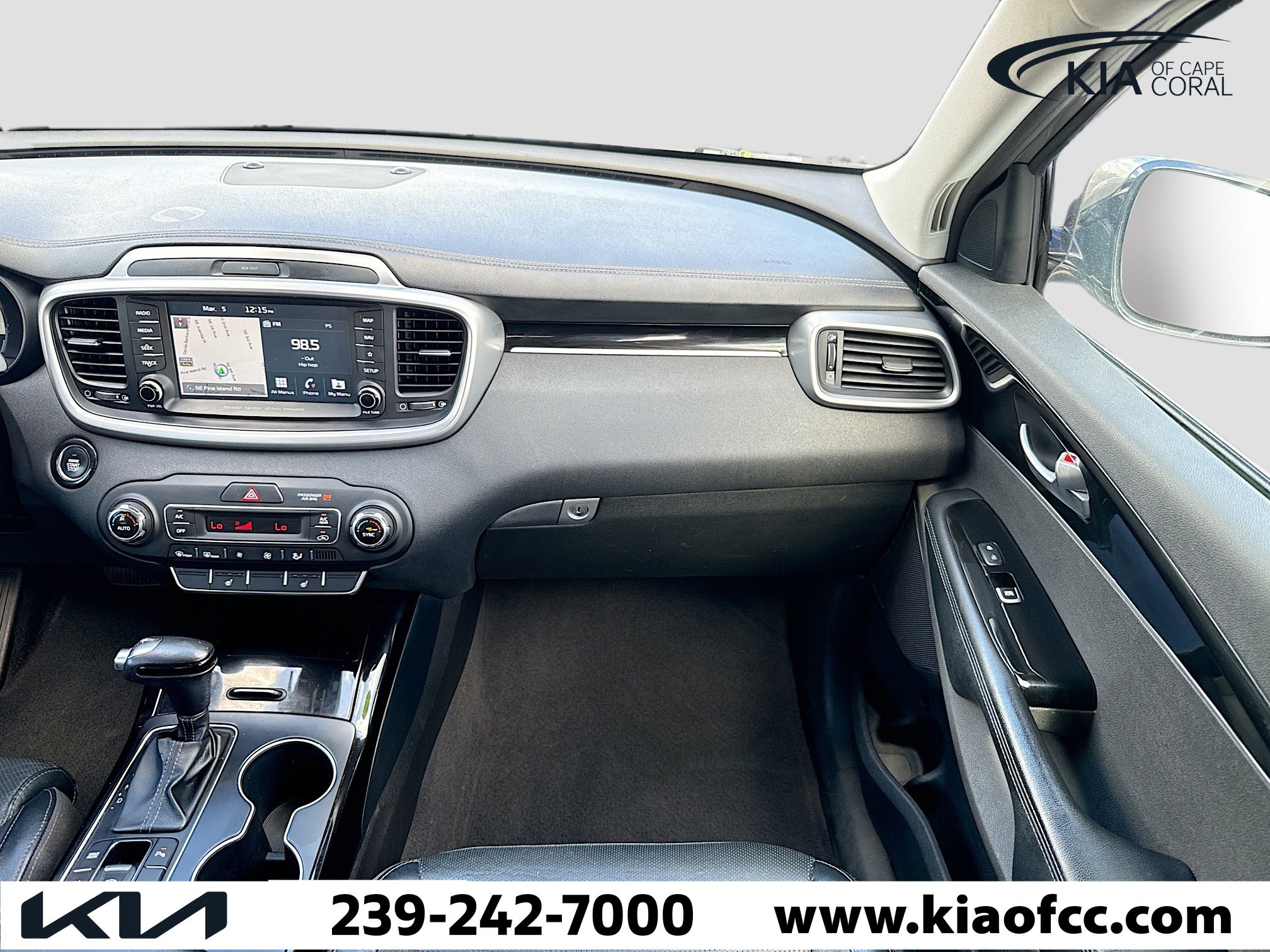 Used 2019 Kia Sorento SX image 19