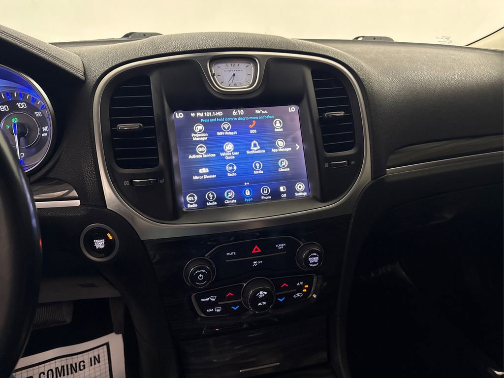 Used 2018 Chrysler 300 Touring w/ Driver Convenience Group RWD image 39