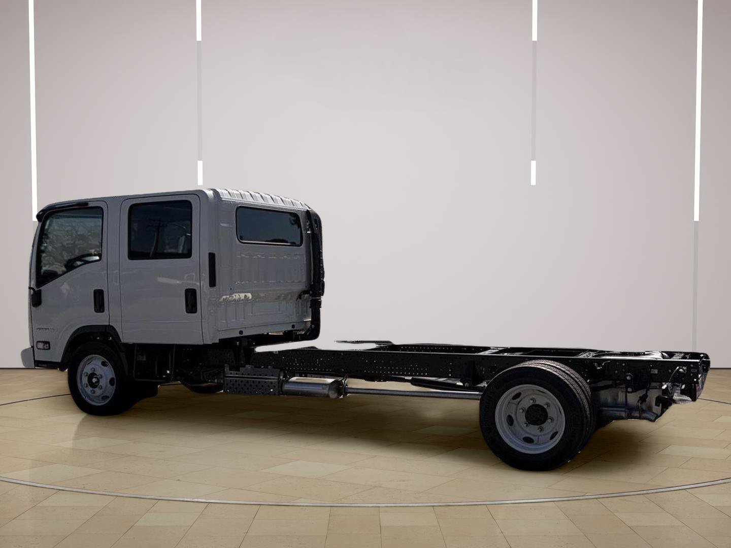 New 2027 Chevrolet Low Cab Forward RWD image 3
