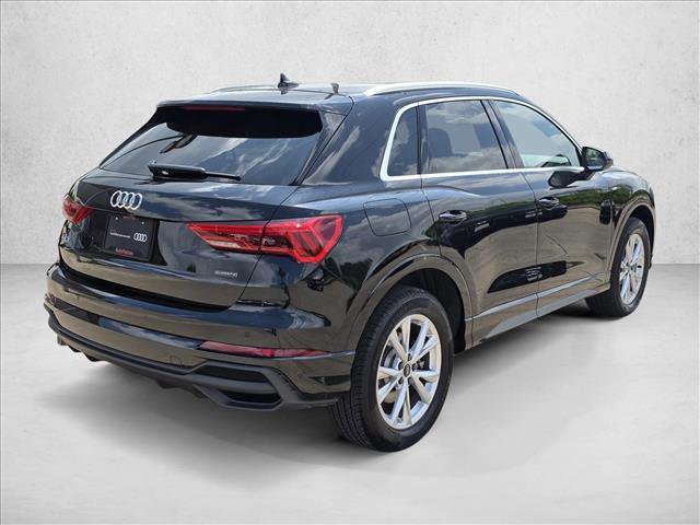 Certified 2025 Audi Q3 2.0T Premium w/ Convenience Package AWD/4WD image 5