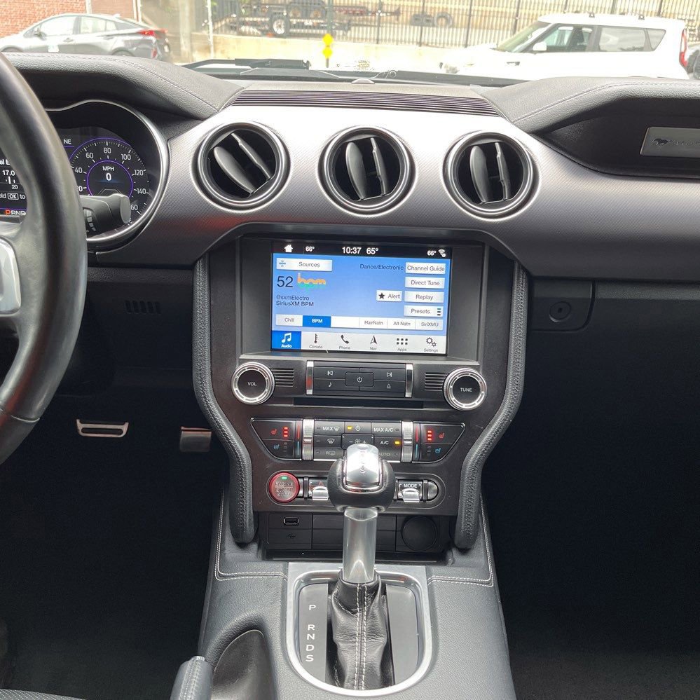 Used 2018 Ford Mustang GT Premium w/ Equipment Group 401A RWD image 12