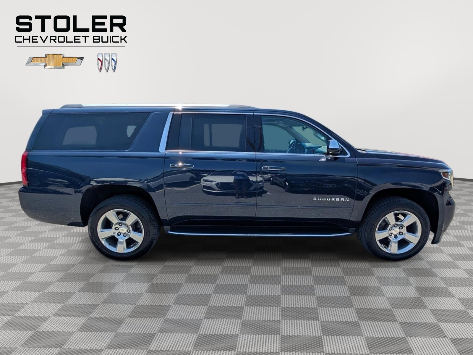 Used 2018 Chevrolet Suburban Premier AWD/4WD image 6