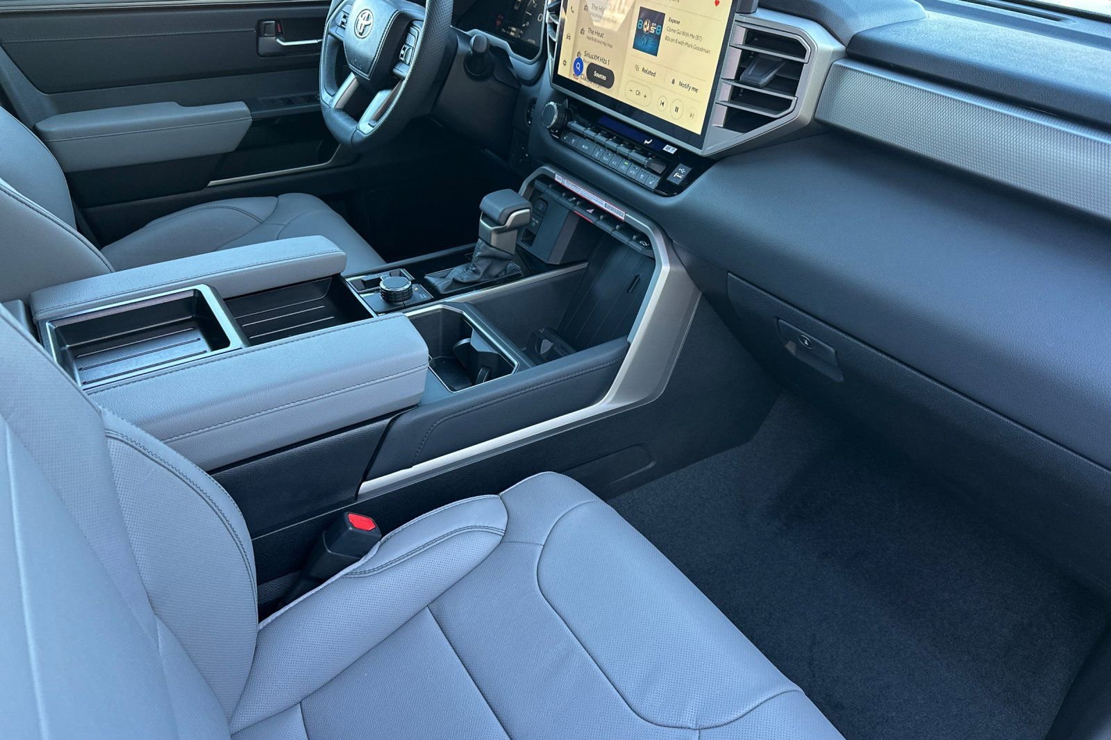 New 2026 Toyota Tundra Limited AWD/4WD image 17