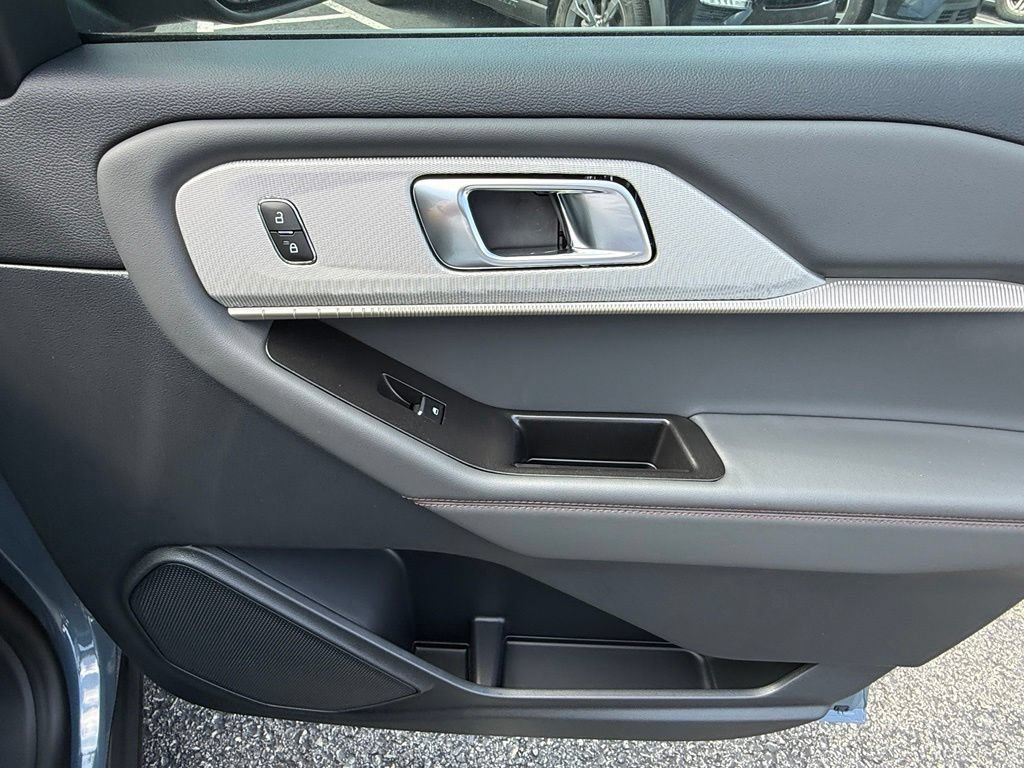 New 2026 Ford Explorer Active w/ Active Comfort Package AWD/4WD image 23