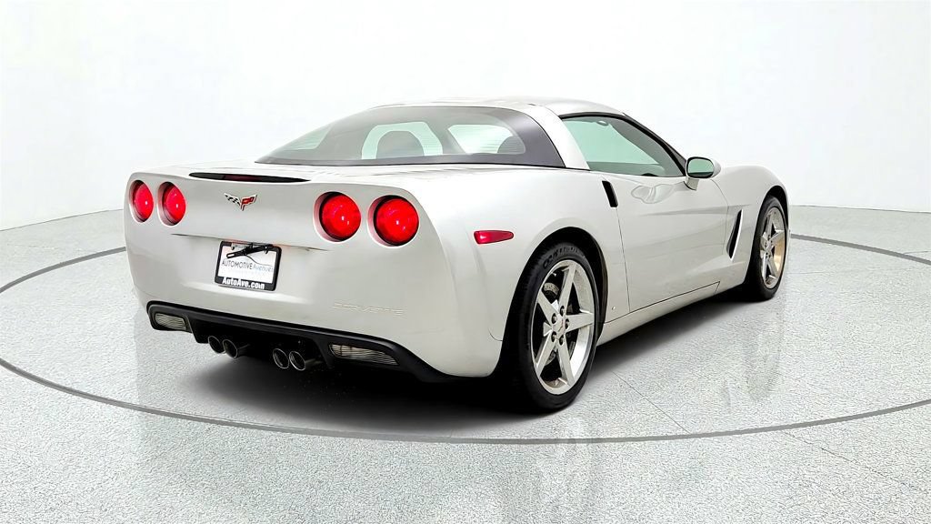 Used 2008 Chevrolet Corvette Coupe w/ Preferred Equipment Group RWD image 5