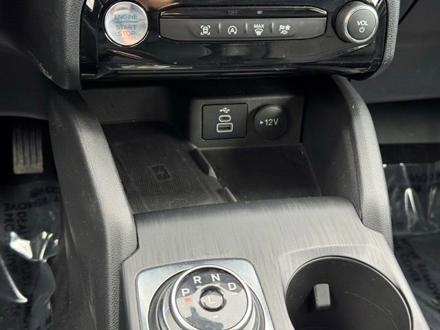 Certified 2025 Ford Escape Platinum AWD/4WD image 13