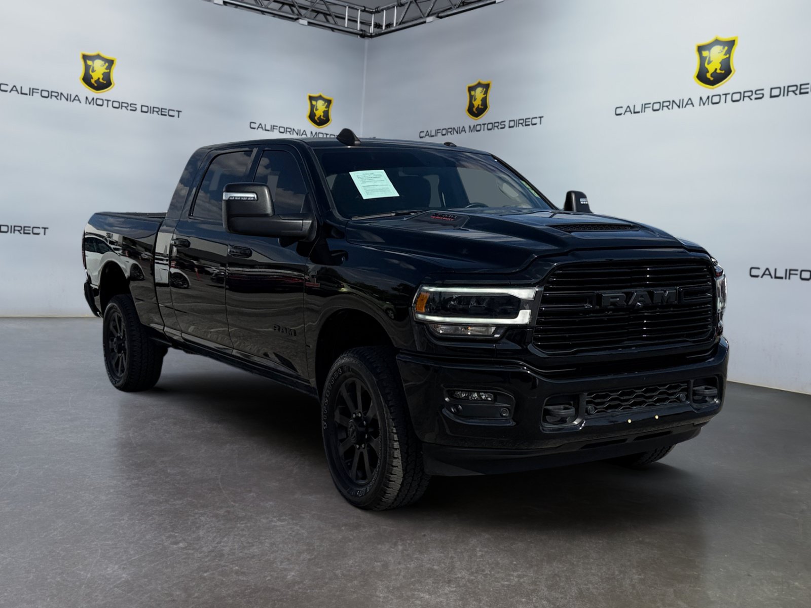 Used 2024 RAM 2500 Laramie w/ Night Edition AWD/4WD image 7