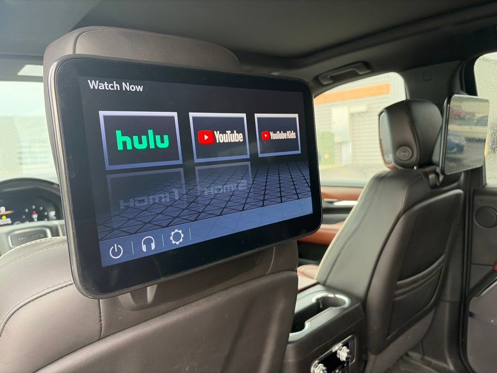 Used 2024 GMC Yukon XL Denali Ultimate w/ LPO, Floor Liner Package AWD/4WD image 16