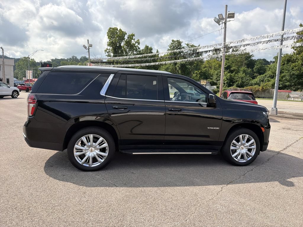 Used 2024 Chevrolet Tahoe LT AWD/4WD image 3