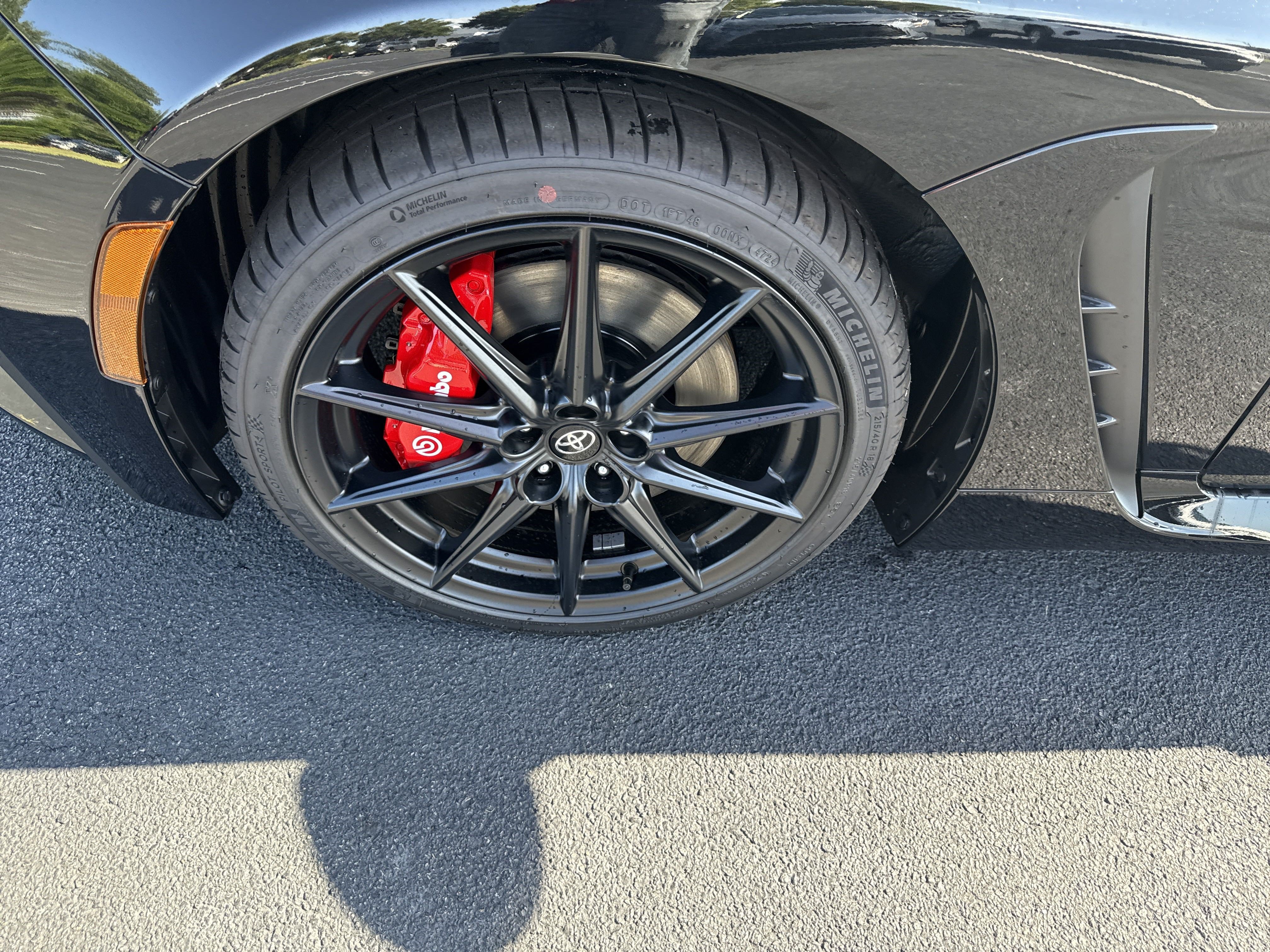 New 2025 Toyota GR86 Premium w/ Performance Package RWD image 9