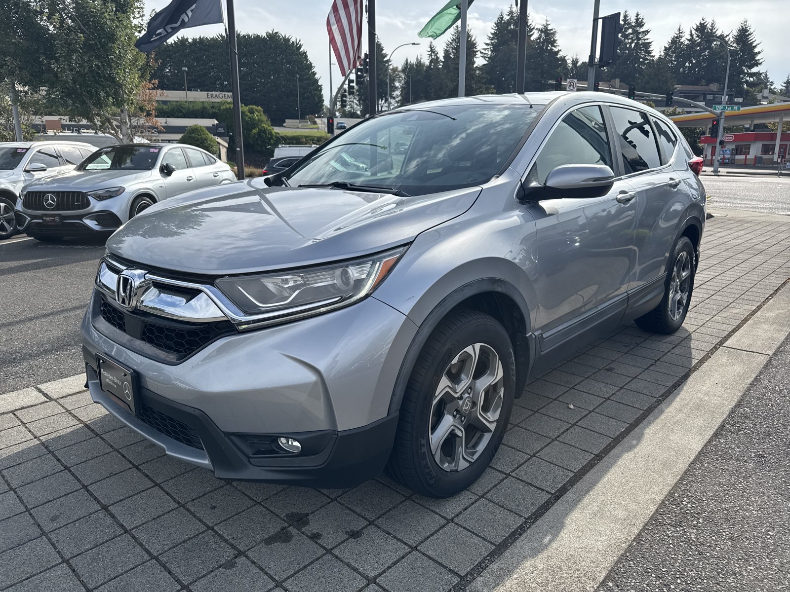 Used 2018 Honda CR-V EX image 1