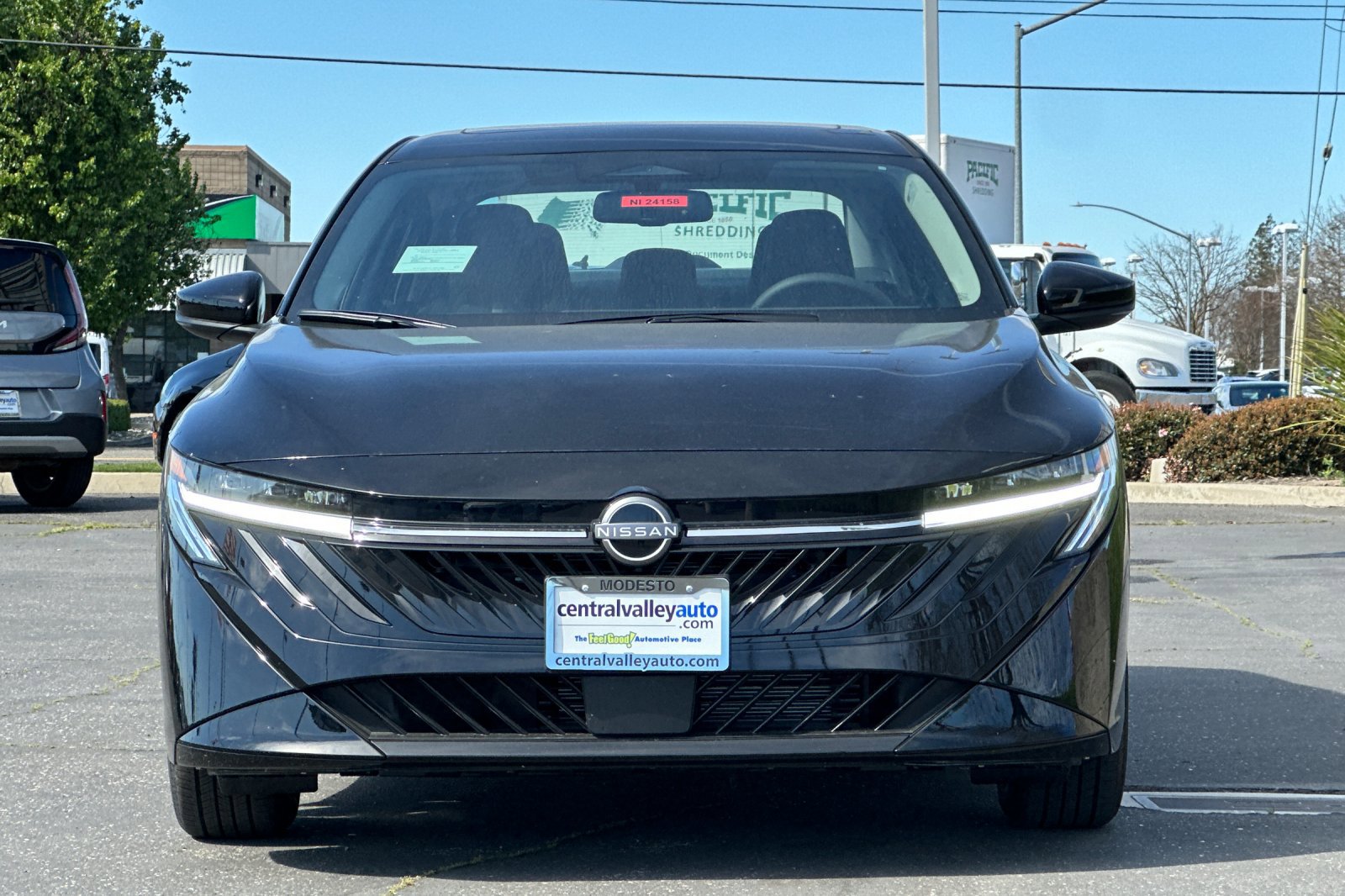 New 2026 Nissan Sentra SV w/ SV Convenience Package FWD image 9
