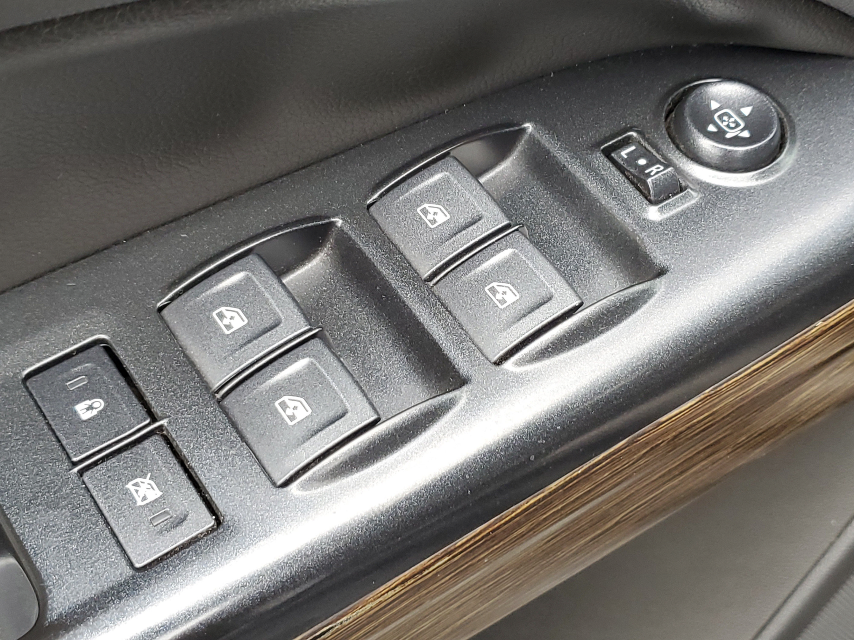 Used 2018 GMC Canyon Denali AWD/4WD image 18