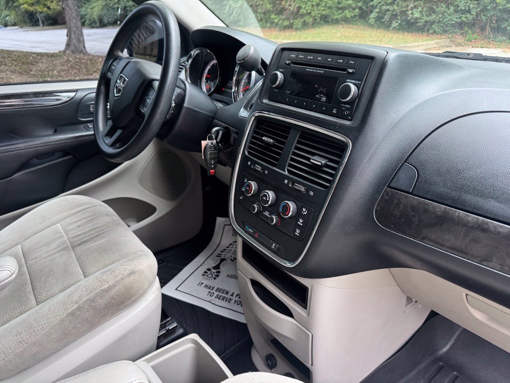 Used 2012 Dodge Grand Caravan SE FWD image 10