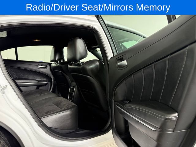 Used 2020 Dodge Charger Scat Pack w/ Plus Group RWD image 18