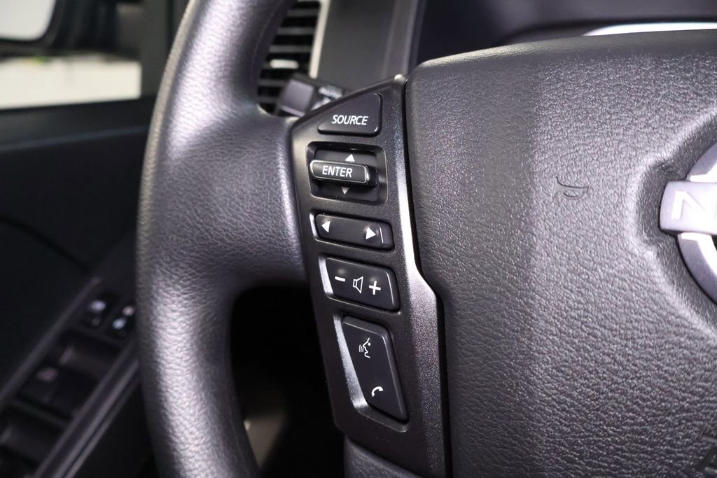 Used 2023 Nissan Frontier SV image 19
