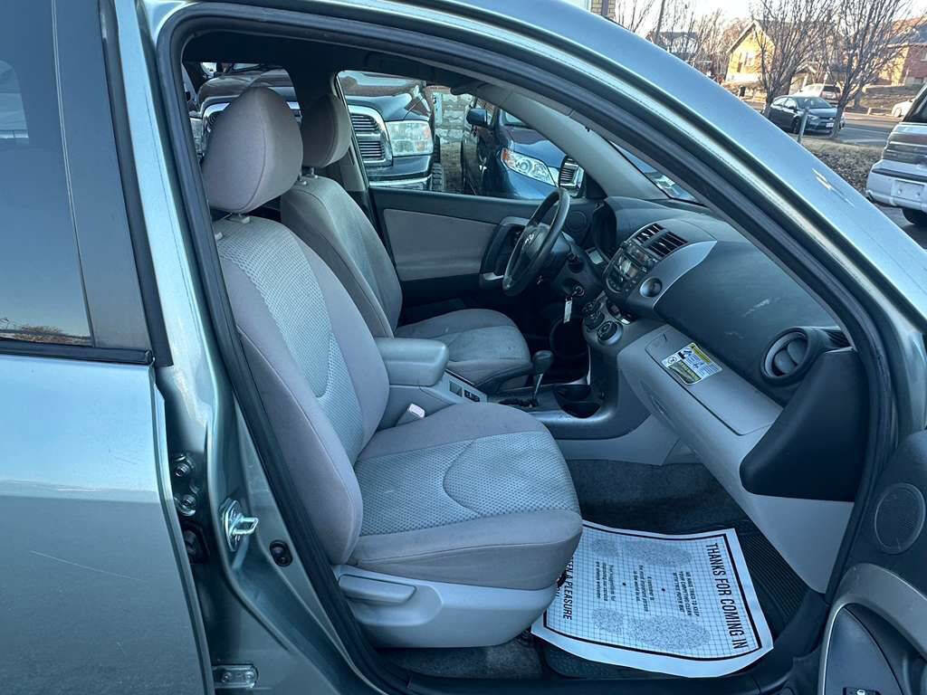 Used 2006 Toyota RAV4 4WD image 12