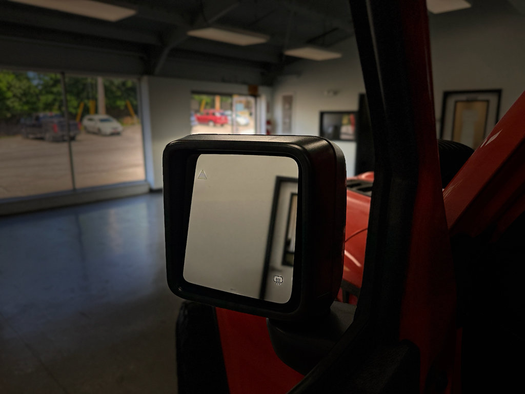 Used 2020 Jeep Gladiator Rubicon AWD/4WD image 13