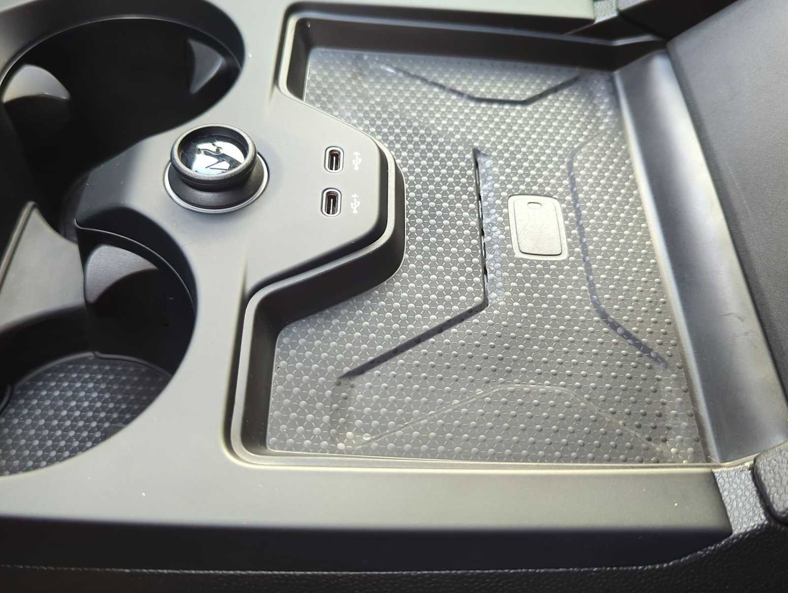 Certified 2025 BMW iX xDrive50 image 30
