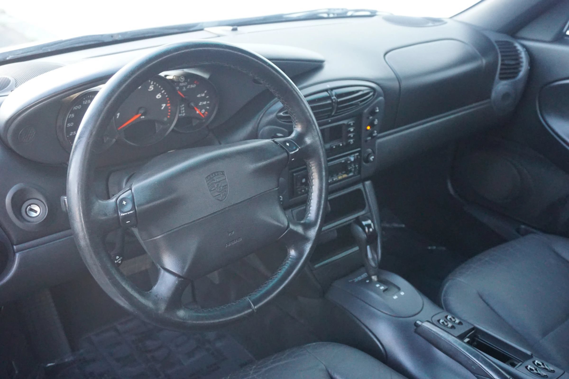 Used 1997 Porsche Boxster RWD image 11