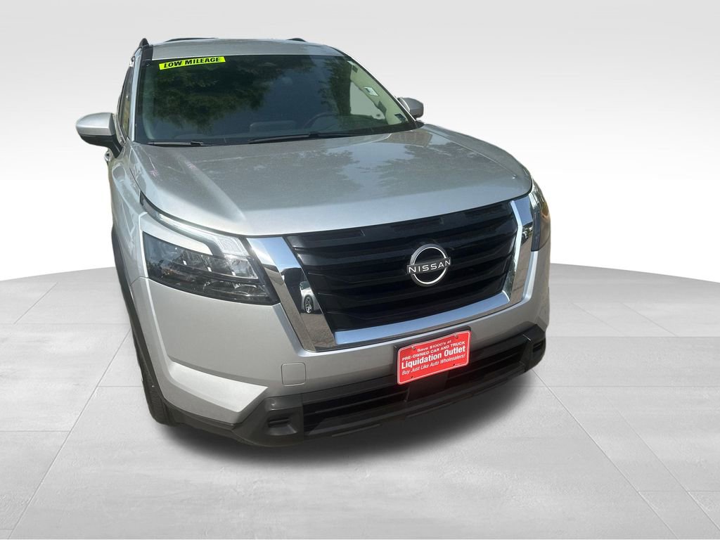 Used 2025 Nissan Pathfinder SV AWD/4WD image 58