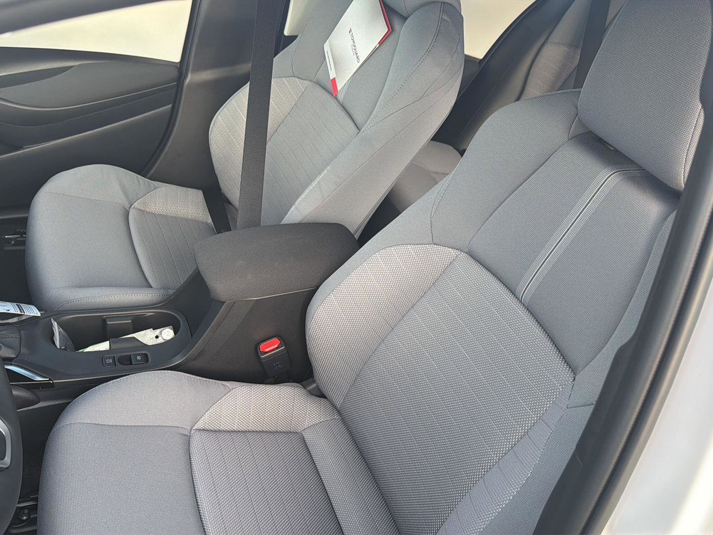 New 2026 Toyota Corolla SE FWD image 27