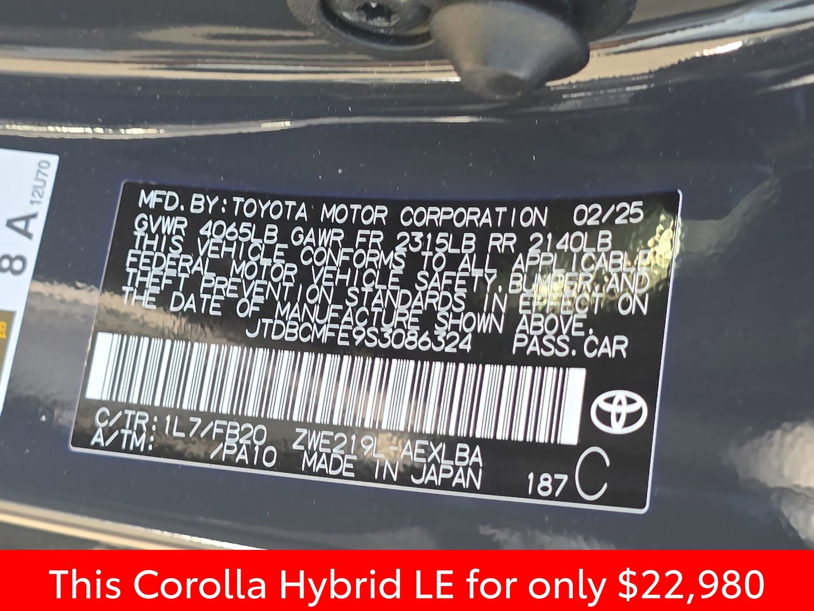 Used 2025 Toyota Corolla LE image 41