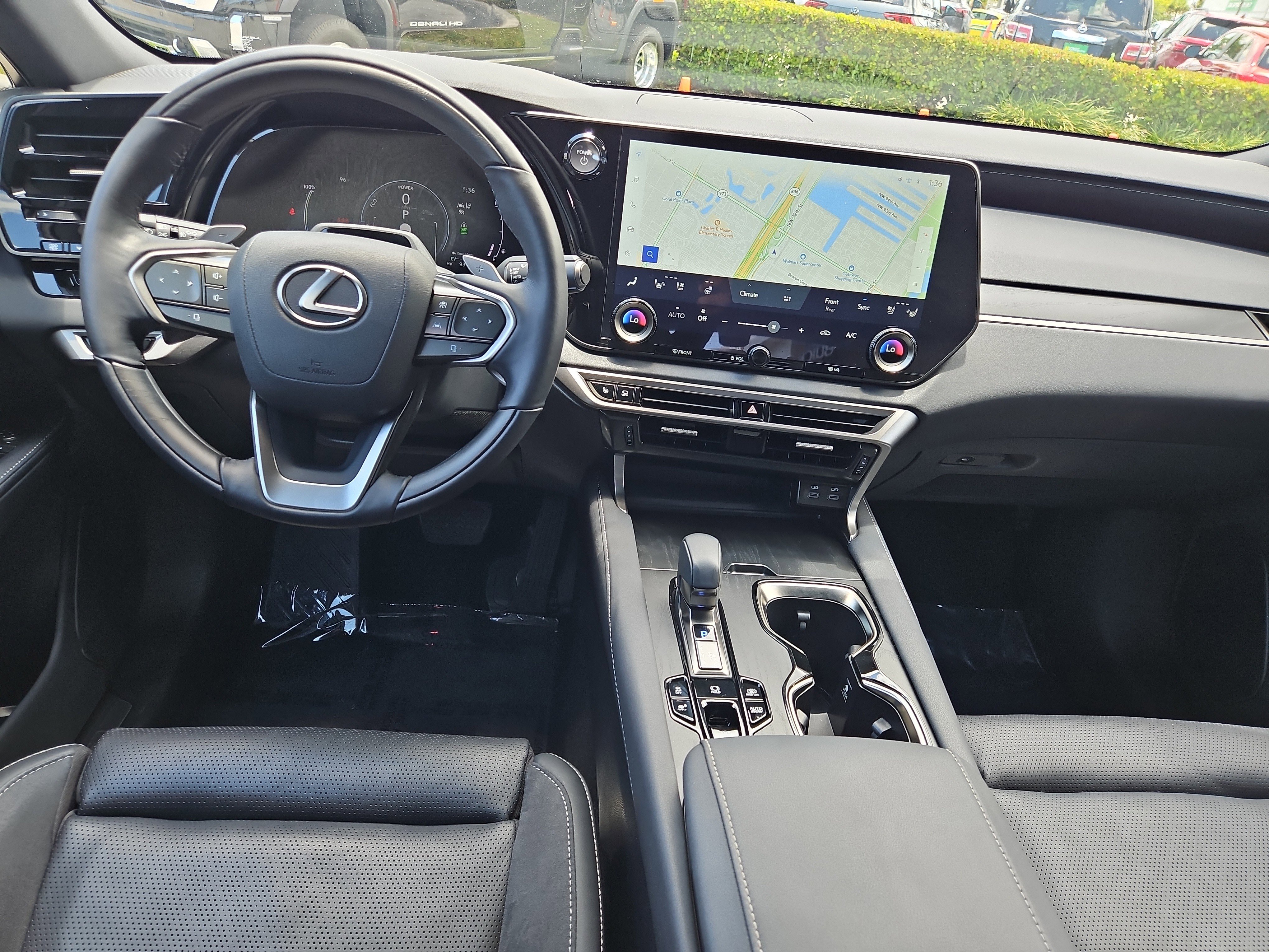 Used 2024 Lexus RX 450h RX 450h+ Luxury image 19