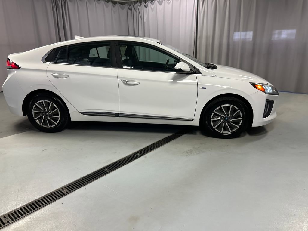 Used 2020 Hyundai Ioniq Limited image 8