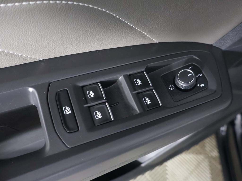 Used 2023 Volkswagen Atlas SEL Premium AWD/4WD image 41