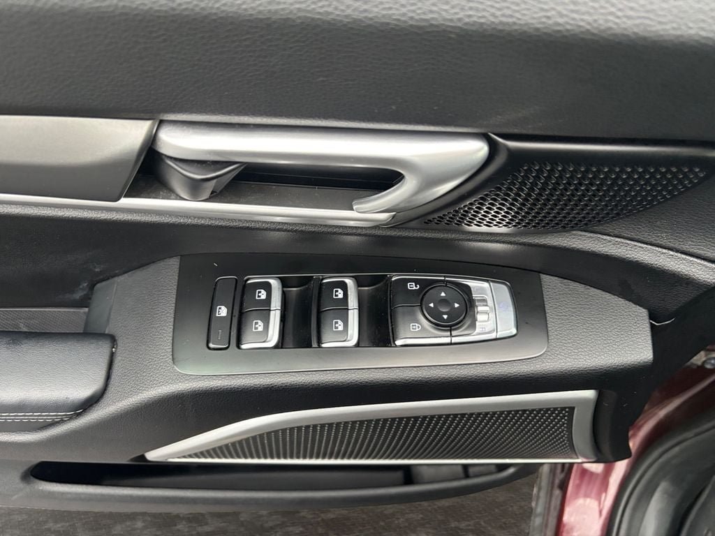 Used 2020 Kia Telluride S AWD/4WD image 16