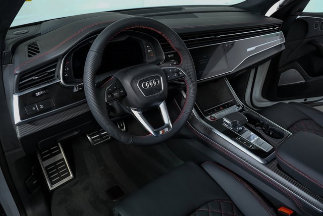 New 2026 Audi SQ8 Prestige image 4