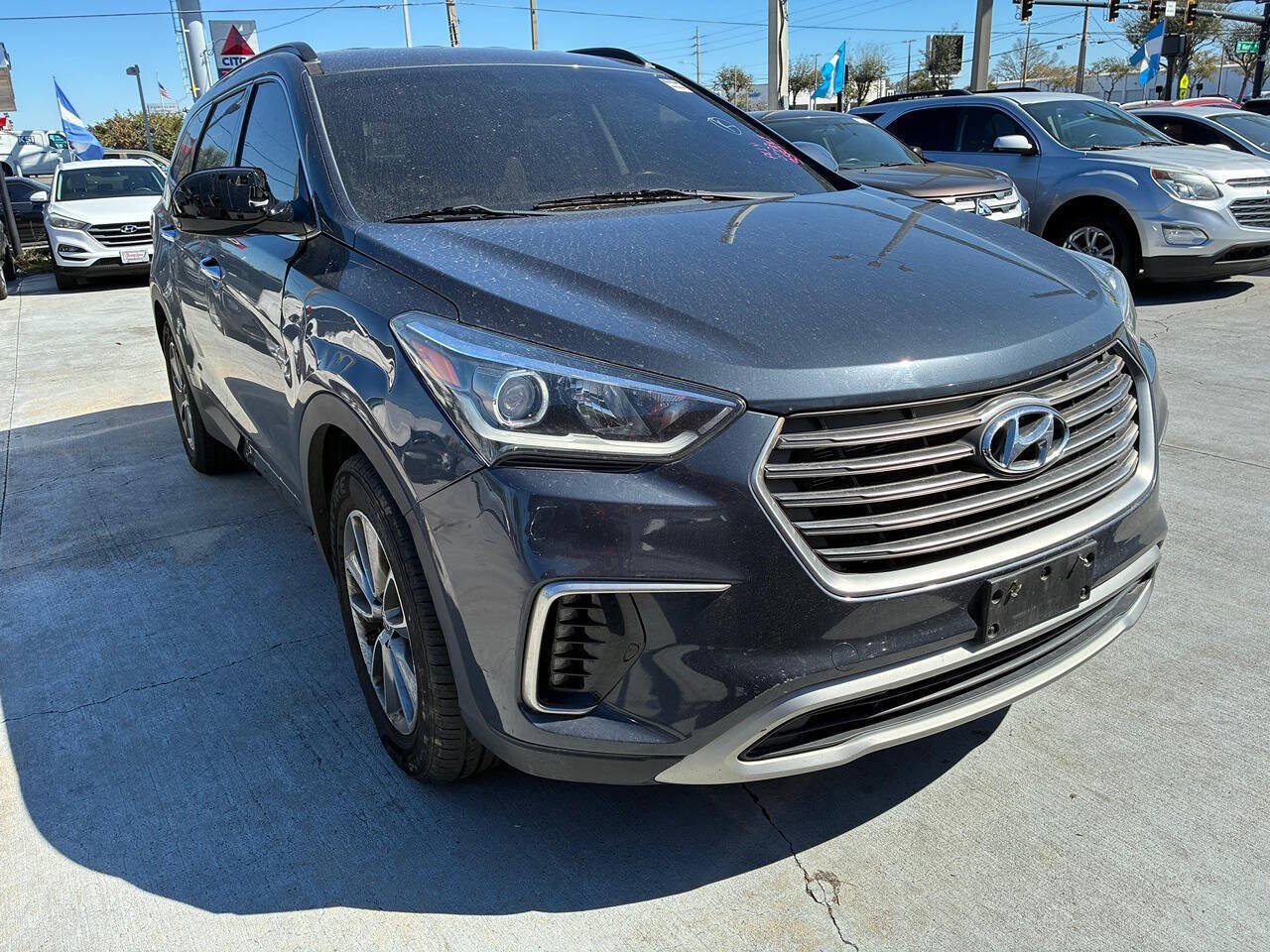 Used 2019 Hyundai Santa Fe XL SE AWD/4WD image 2