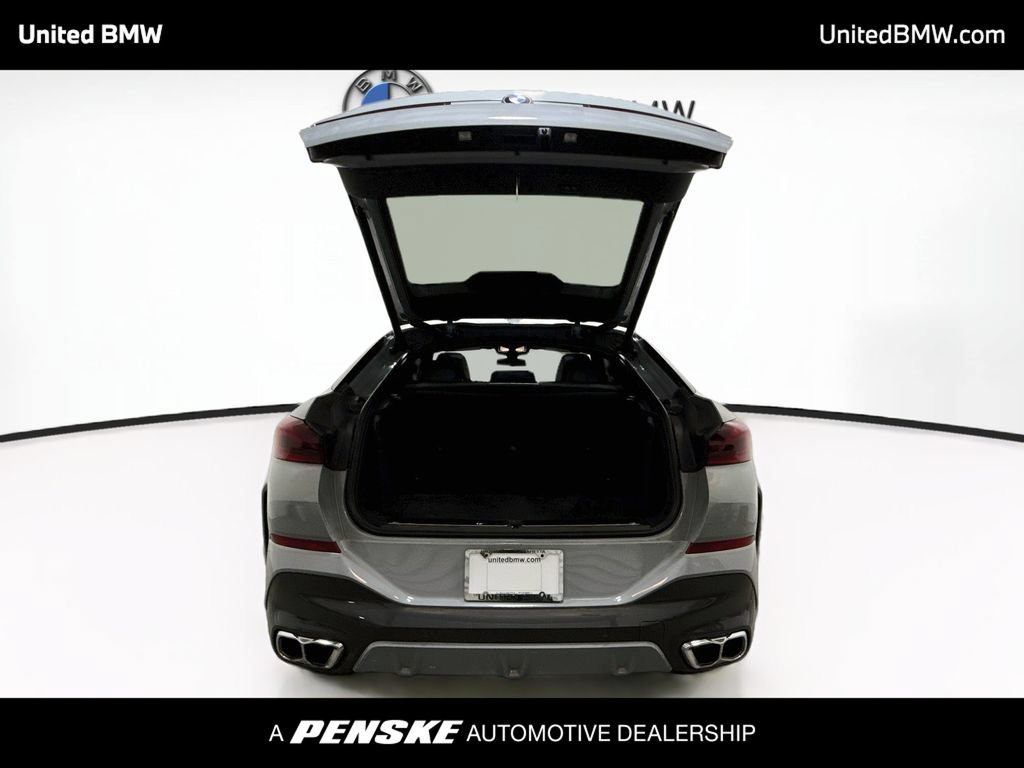 Certified 2026 BMW X6 M60i AWD/4WD image 21