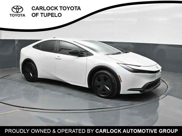 Used 2026 Toyota Prius LE FWD image 6