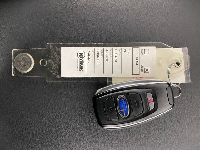 Used 2024 Subaru Ascent Premium w/ Convenience Package image 31