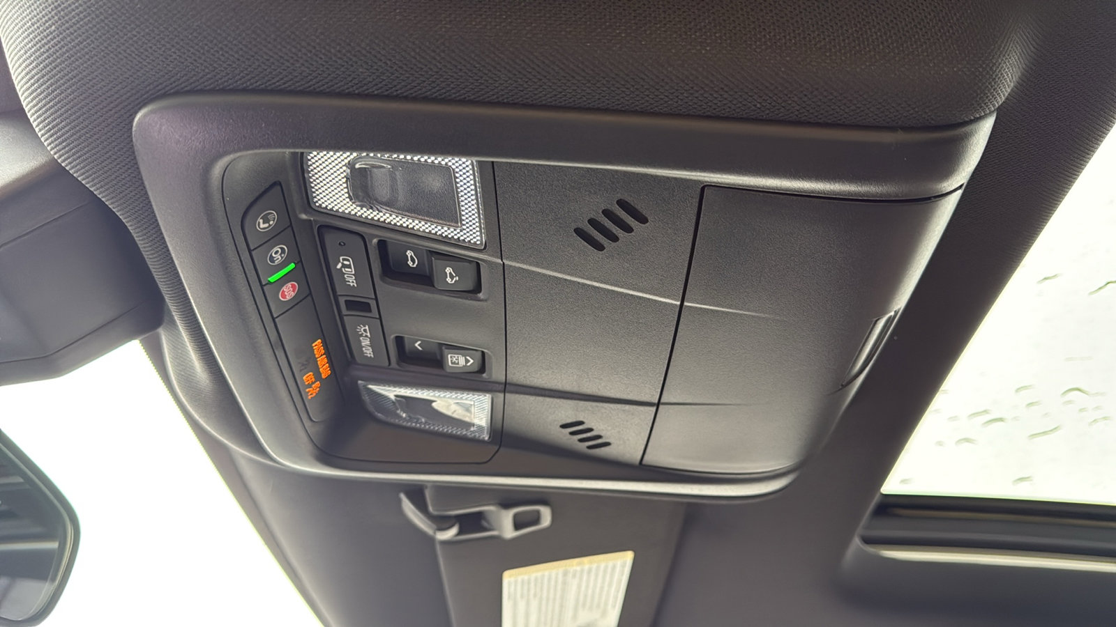 Used 2022 Chevrolet Equinox RS w/ RS Leather Package image 27