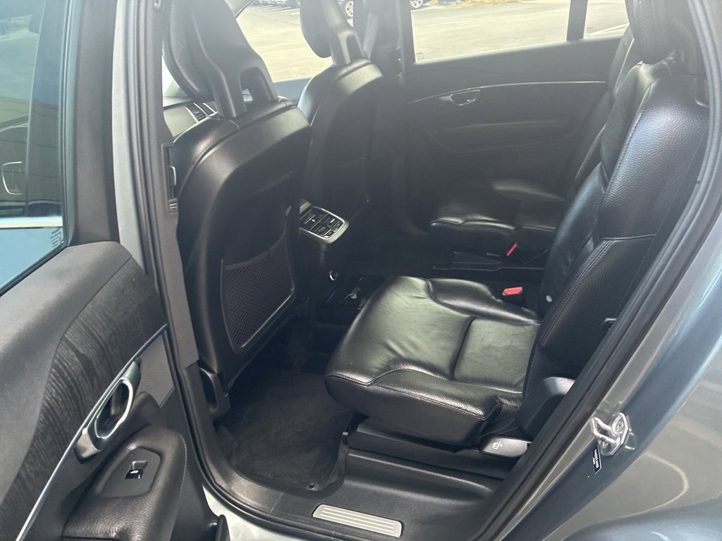 Used 2020 Volvo XC90 T6 Momentum image 7