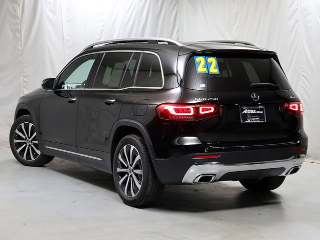 Used 2022 Mercedes-Benz GLB 250 4MATIC image 8