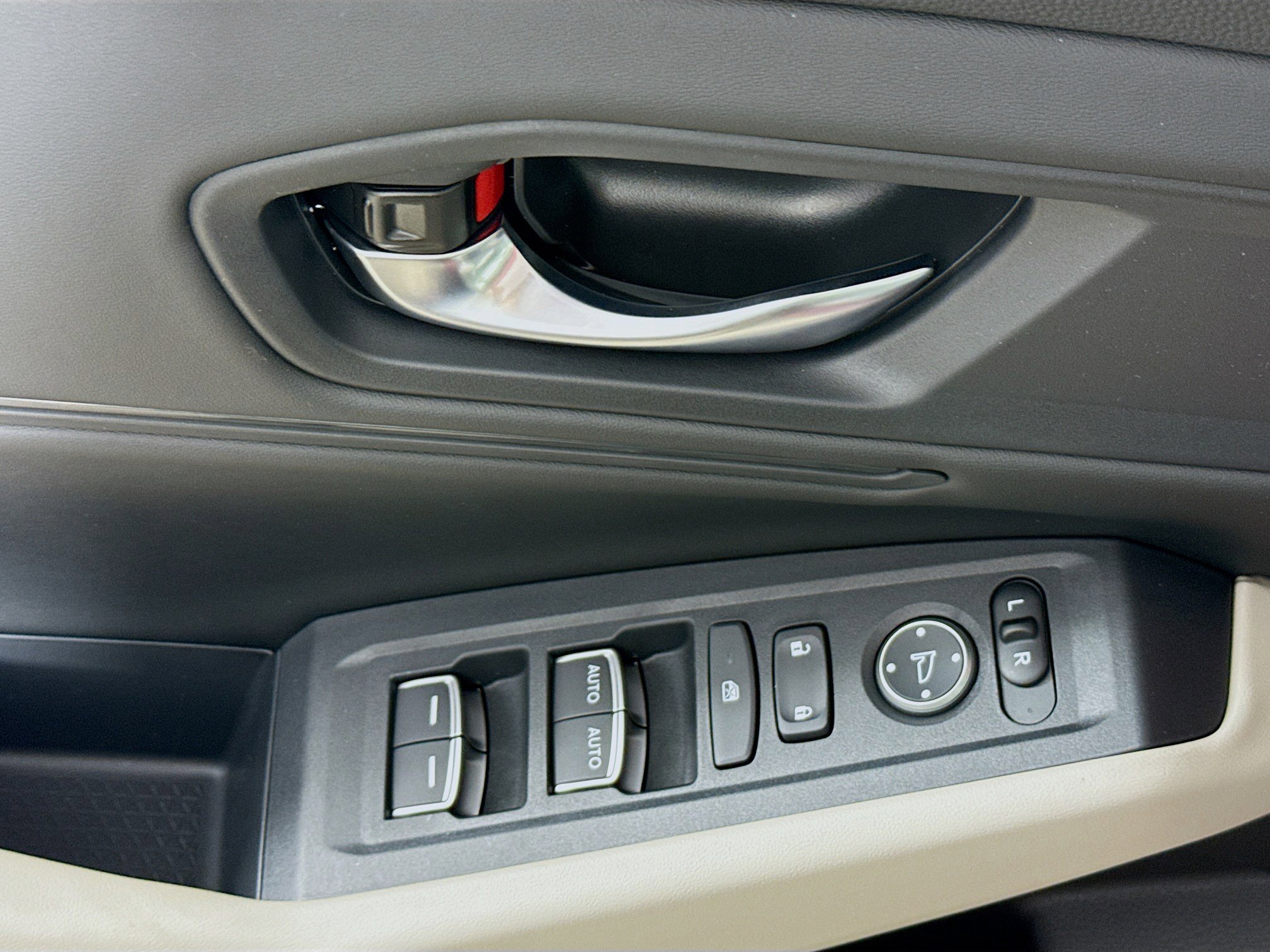 New 2025 Honda Accord SE image 19